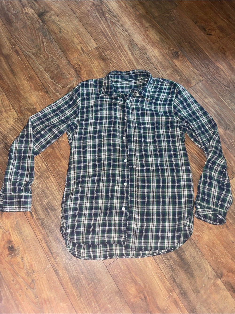 NWOT Brandy Melville Green/Blue Flannel Button-Up Shirt